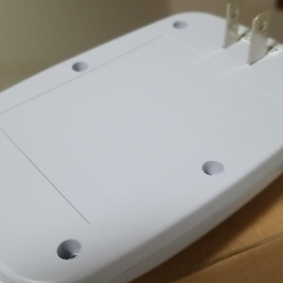 Pest Repeller by Bell & Howell - Picture 2 of 5